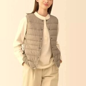 Muji Down Vest Puffer Womens Large Lightweight Quilted Collarless Light Beige